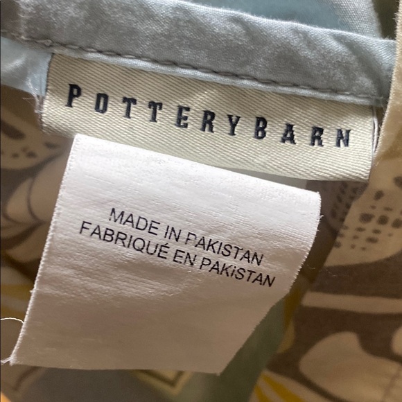 2 Pottery barn cressida medallion Blue, gray, & Yellow pillow sham covers - Picture 3 of 7